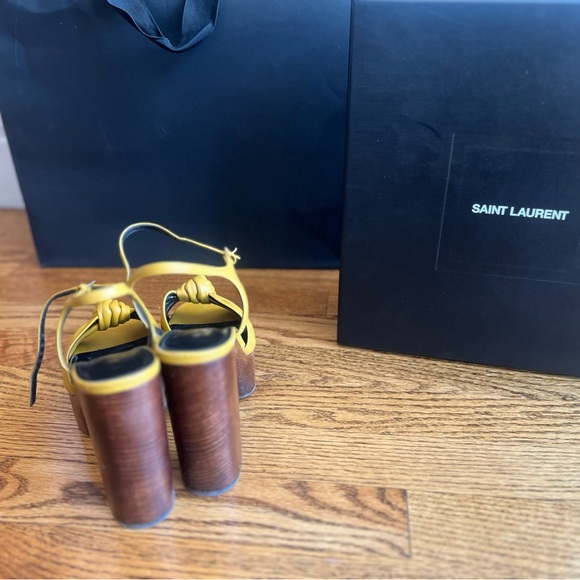 Saint Laurent Bianca leather platforms in Node Sand color size 37.5 - Picture 5 of 6